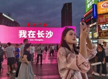 镜头里的人间烟火：彭定湘的长沙街巷慢记
