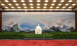 毛主席纪念堂里，巨幅壁画《祖国大地》全新亮相！