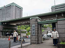 日本防卫大臣重申“不排除”拥有核动力潜艇