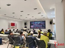 望城消防深入滑翔伞基地开展消防安全隐患排查与实操培训