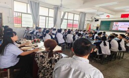 娄底四中举行初中英语教学竞赛
