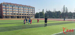 驰骋绿茵逐梦想 少年追风正当时——2026年岳阳市君山区中小学生足球联赛火热开幕