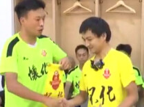 “湘超”球迷杨杰：身有微光 热爱无界