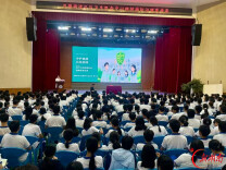 健康荷塘：月塘街道社区卫生服务中心家庭医生团队走进星雅中学开展结核病筛查与健康教育活动