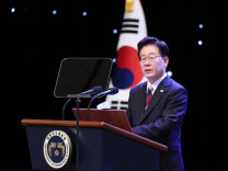 李在明支持率跌至新低 国务总理发声