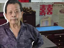 用泡沫雕出“旧时婚房”，这个武汉大爷又出新作