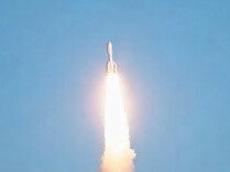 一箭九星！引力一号遥三运载火箭发射成功