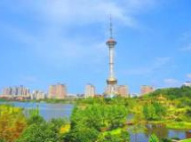 湖南省第十五届运动会圆满闭幕 长株潭接过省运会会旗 何恩广代表株洲接旗
