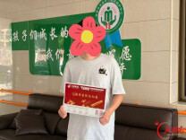 多方托举逐梦前行，涟源一名困境少年从自我封闭到圆梦大学