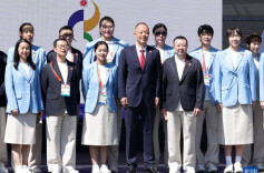 中国代表团亮相亚运会欢迎仪式