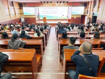 龙山县皇仓中学高一适应期家长学校专题课堂开讲