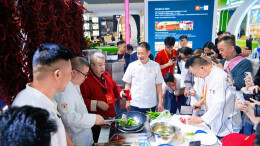 第11届中国国际食品餐饮博览会在长沙举行