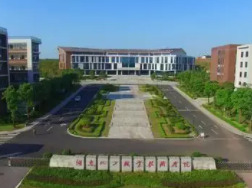 湖南化工职业技术大学多校区联动开展2026年秋季“开学第一课”听评课活动