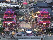 从一张门票到一根链条，把观光流量变产业增量 张家界在卖什么