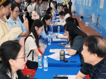 青春“职”击丨“青春合伙人”带你逛秋招，一站式服务“职”达offer