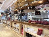 关店风暴中的西贝：部分门店客流恢复乏力，“工资能正常发就很难得了”