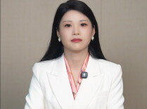主播说新闻 | 老小区禁停新能源车，不能“一禁了之”  安全要守住，权益也要护住