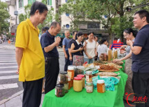 炎陵县开展流动供销“迎中秋 庆丰收”农产品展销活动