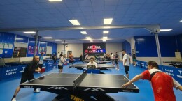 以球会友 奋勇争先 岳阳经开区总工会举办2026年职工乒乓球选拔赛