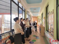 环创提质 以境育人——华容县第一幼儿园开展班级环境创设观摩评比活动