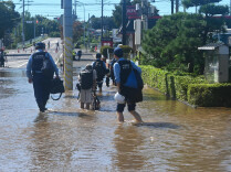 台风“杜鹃”已致日本10人死亡