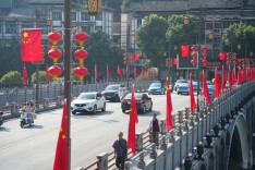 邵阳绥宁：满城中国红 喜迎国庆节 盛装扮靓城区展新颜