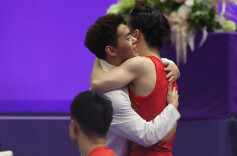 亚运会｜株洲伢子严浪宇蹦出“湖南第7金”！中国队包揽男子蹦床冠亚军