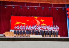 双牌县：歌舞诵华章 师生贺华诞