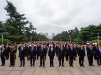 湖南省暨长沙市烈士纪念日向英雄烈士敬献花篮仪式举行 沈晓明毛伟明毛万春谢卫江出席
