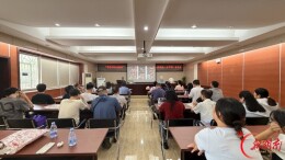 手绘图纸里的老长沙：天心区图书馆带市民“读”太平街