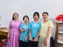 胡艳：眼里有学生，心中有星光