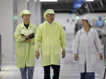 当好“服务员” 铺就“兴业路”——记第八届湖南省“人民满意的公务员”卢雄飞