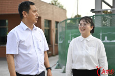 管百家事，暖万人心——记第八届湖南省“人民满意的公务员”管婧