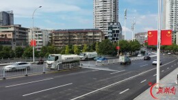 国庆坚守 环卫部门全力护航城市市容整洁有序