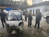 隆回公安交管鏖战国庆保平安 连续攻坚破逃逸