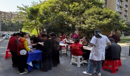 健康服务送到“家门口”火把山社区这场便民活动很暖心