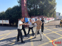 岳阳市屈原管理区凤凰乡学校：筑牢安全防线  守护平安校园