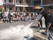 石门县罗坪乡安溪完小：消防演练进校园 安全技能记心间