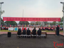 洪江市黔阳二中：扬体育精神 筑健康校园