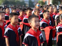 衡阳师范学院附属小学举行少先队员入队仪式