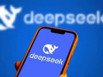 DeepSeek崩了