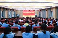 西湖管理区：吉海波与师生共话垦区教育
