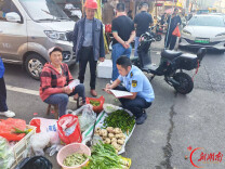 赫山区｜烟火归市场，道路归通行！泉交河镇人民路上民生暖