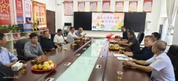 东安县崇德学校：情暖重阳传美德 红色薪火育新人