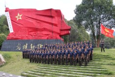 踏寻红色足迹 致敬长征九十载——长沙轨道交通职业学院师生赴浏阳开展“行走的思政课堂”研学拉练活动