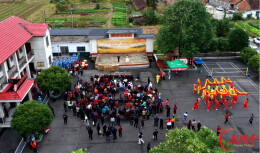 大通湖区｜文艺演出、表彰激励、安全宣讲、暖心服务……王家湖村的重阳节活动，已经办了十届