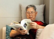 卞毓方：在纸上，添一点光