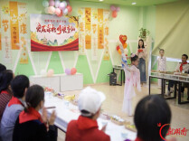 南县实验学校：情暖重阳贺八秩 致敬芳华忆初心