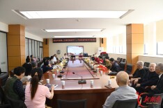 湘钢一中教育集团市十二中：情暖重阳敬桑榆  