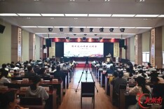 涟源农商银行：社保卡服务送上门  暖心服务社区